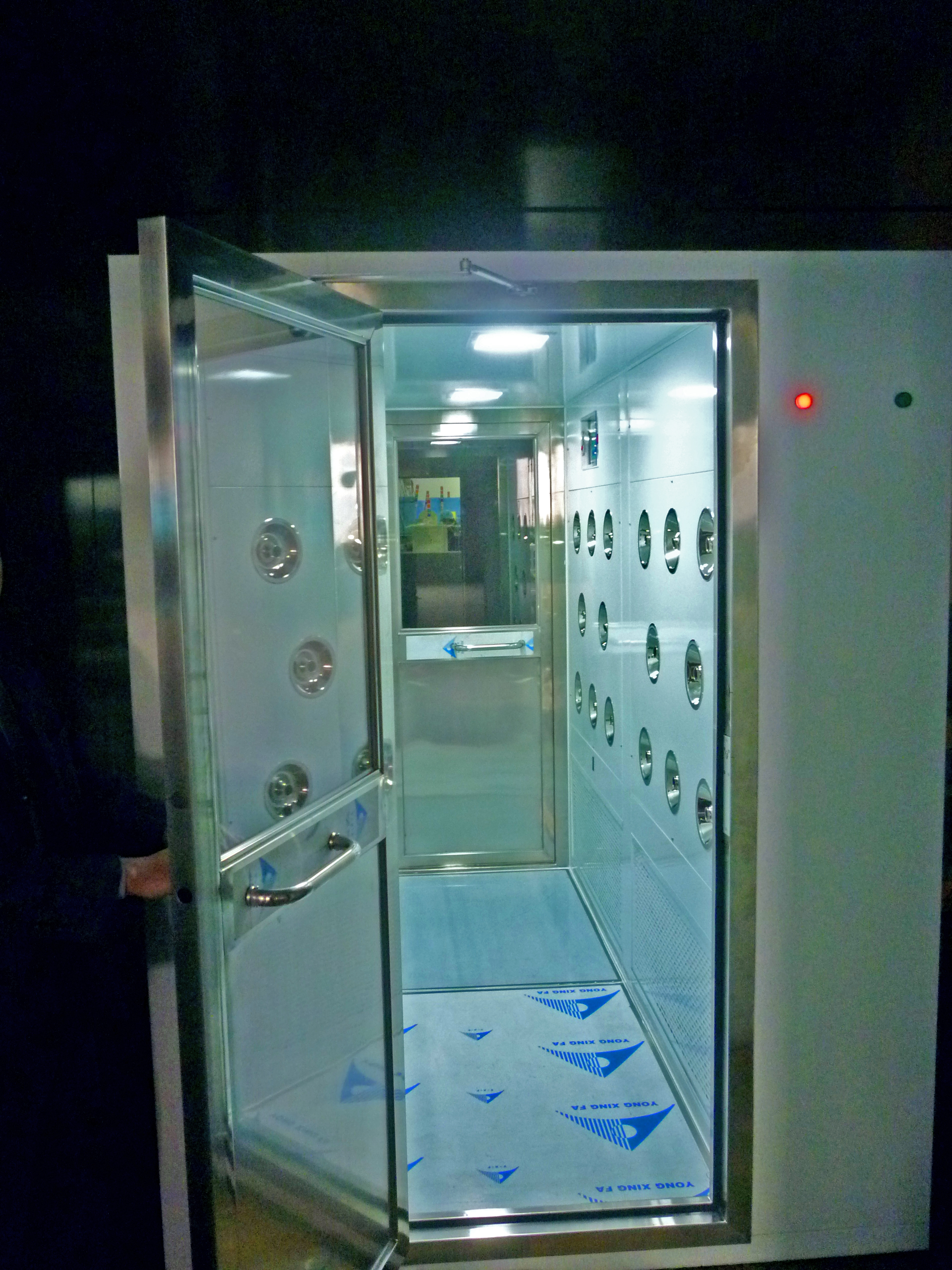 Cargo Air Shower for Microelectronics Industry Cleanroom